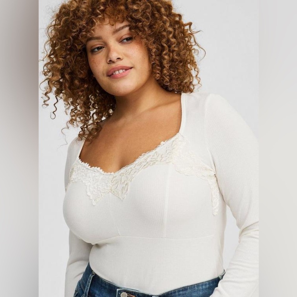 NWT torrid Super Soft Ribbed Sweetheart Top sz 5X Whisper White Lace Trim Tee - Picture 3 of 13